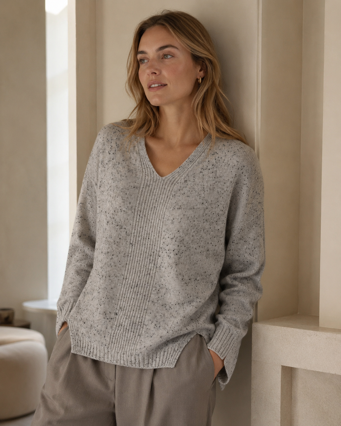 Dotted-Yarn V-Neck Vertical-Rib Cashmere-Blend Top — camel